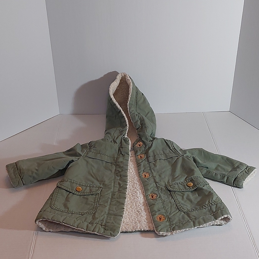 OSHKOSH  B'gosh INFANT COAT  SIZE 12 MONTHS